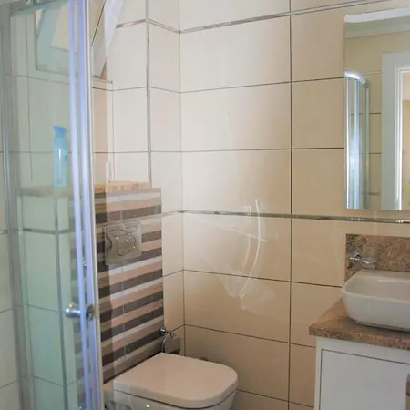アパート Tropical Gardens Is A 2 Bed 1st Floor Private *