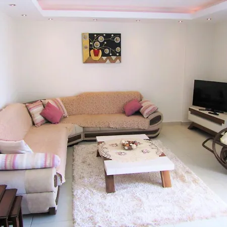 アパート Tropical Gardens Is A 2 Bed 1st Floor Private *